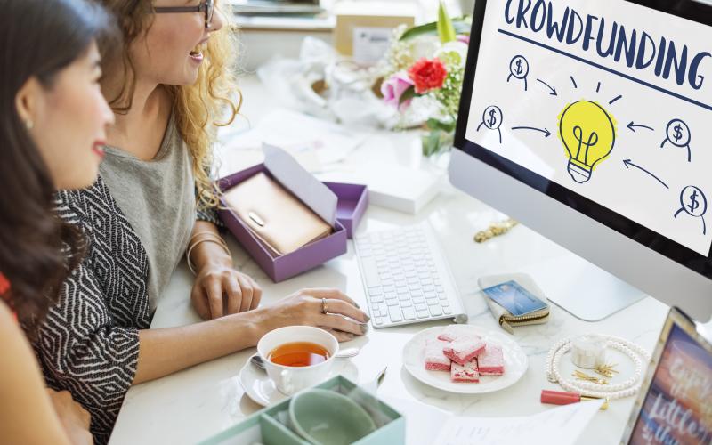 Crowdfunding Crowdfunding